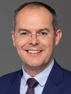 Mitarbeiter Dr. Josef Treml